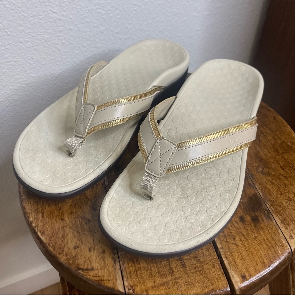 Vionic Women's Sandals in Cream and Gold